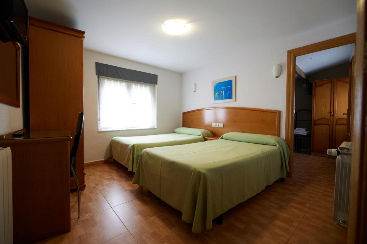 Pension Serafin Avilés Exterior foto